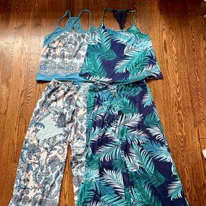 2 Sets of in Bloom by Jonquil 90% Poly 10% Spandex Women's S Pajamas 33 " Inseam